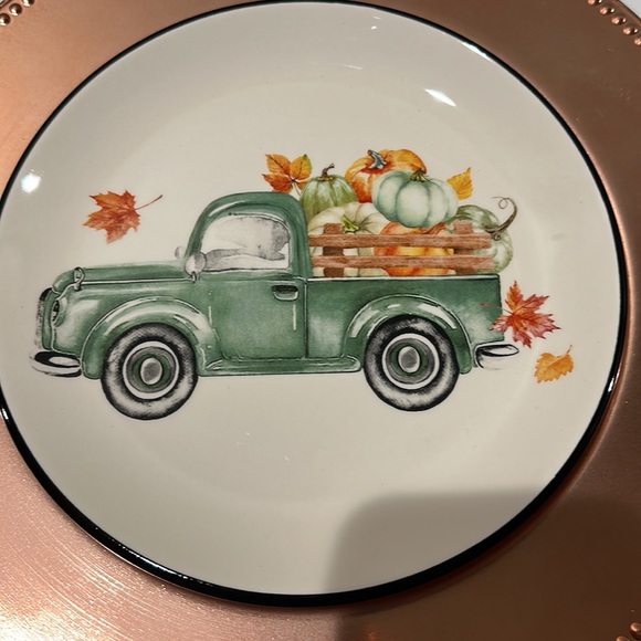 🌸NEW Two pc Plates Fall Decorations Hand Painted NWT. - Picture 5 of 10